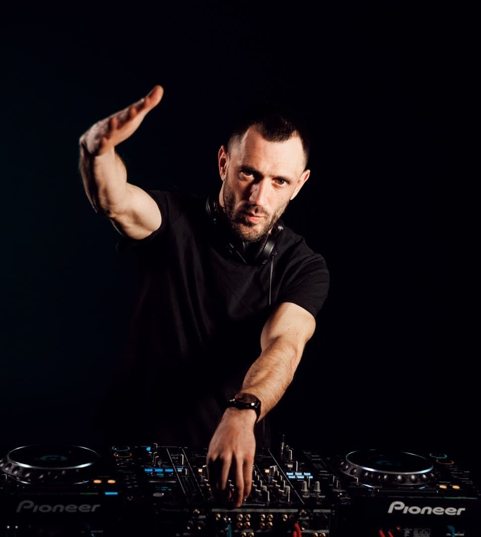 Dj INVITED - Podcasts
