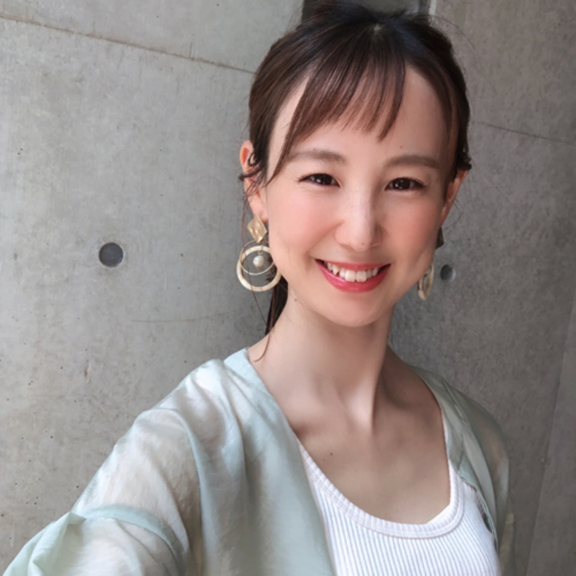 鈴木まなみ