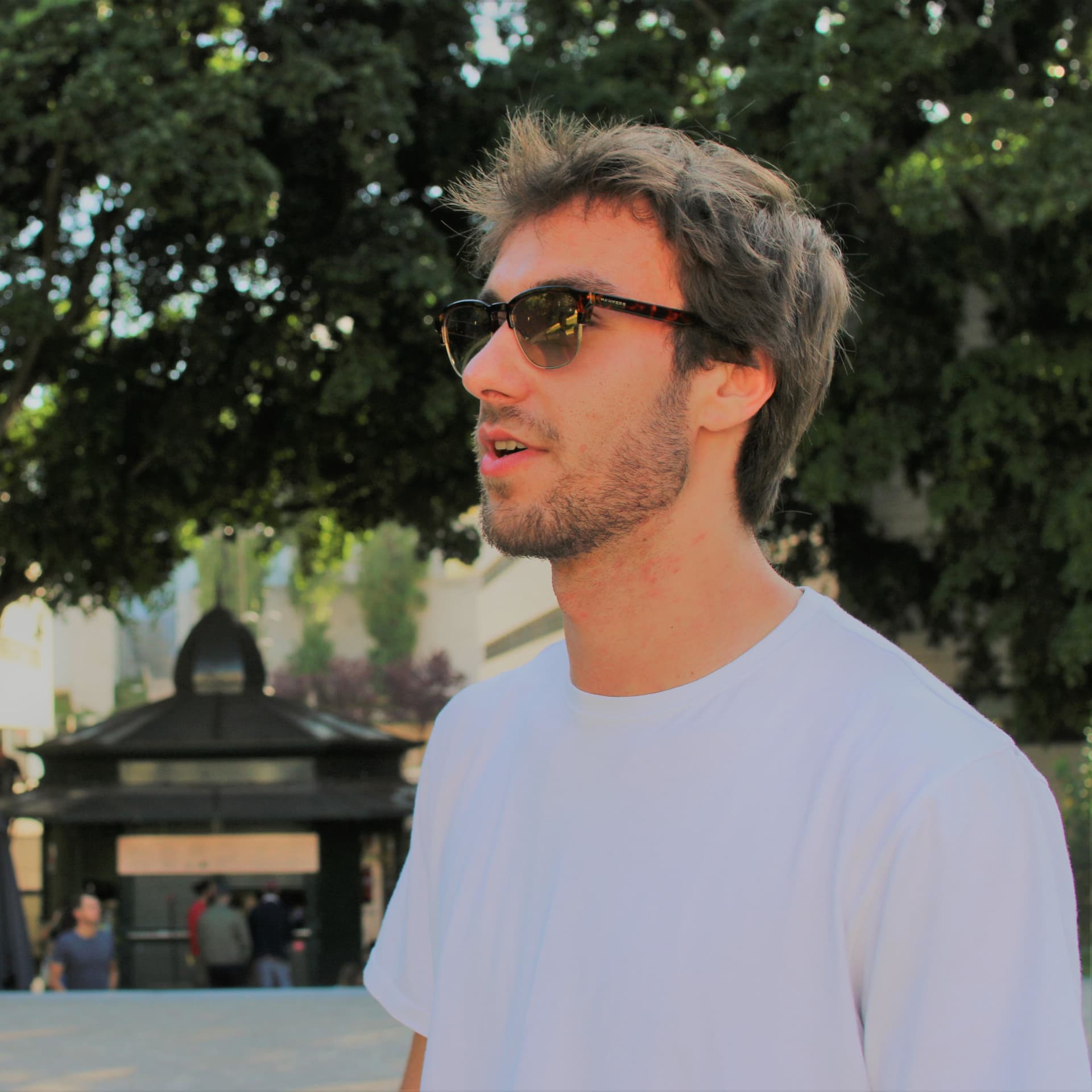 menino azul