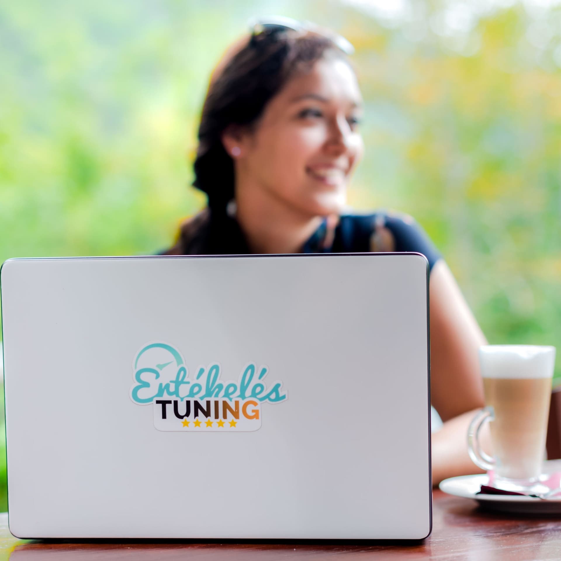 ÉrtékelésTUNING - Podcasts