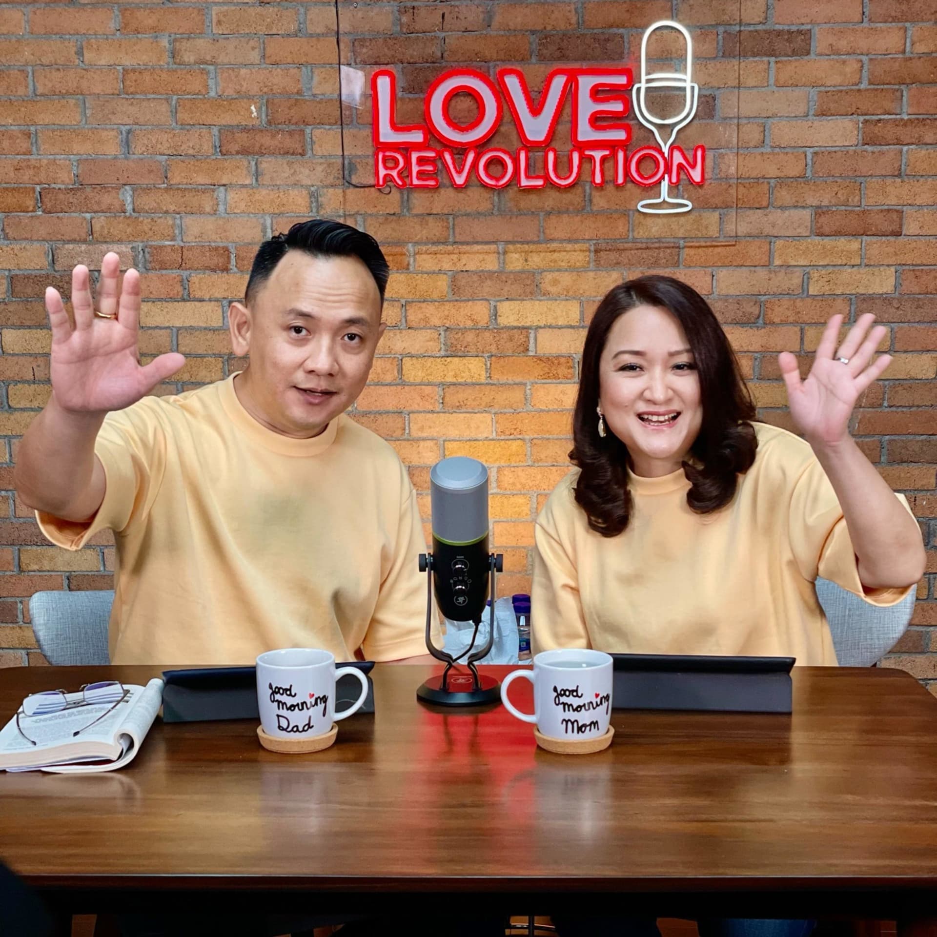 Love Revolution - Podcasts