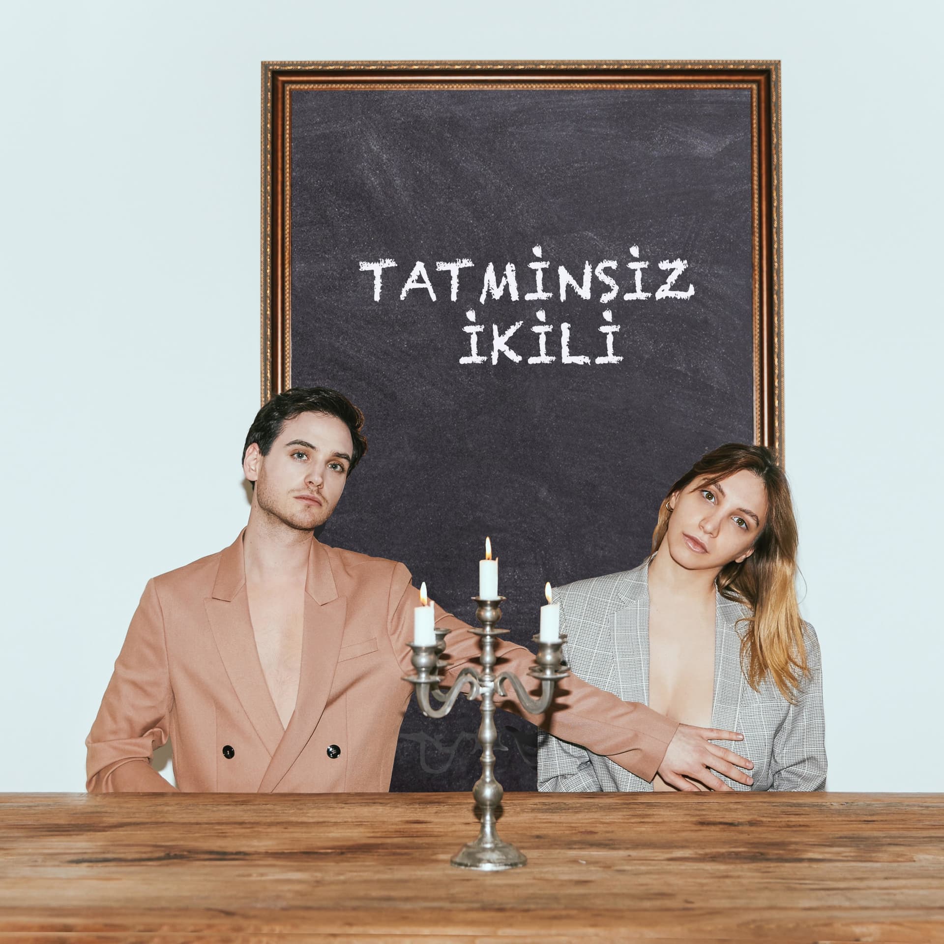 Tatminsiz İkili - Podcastler