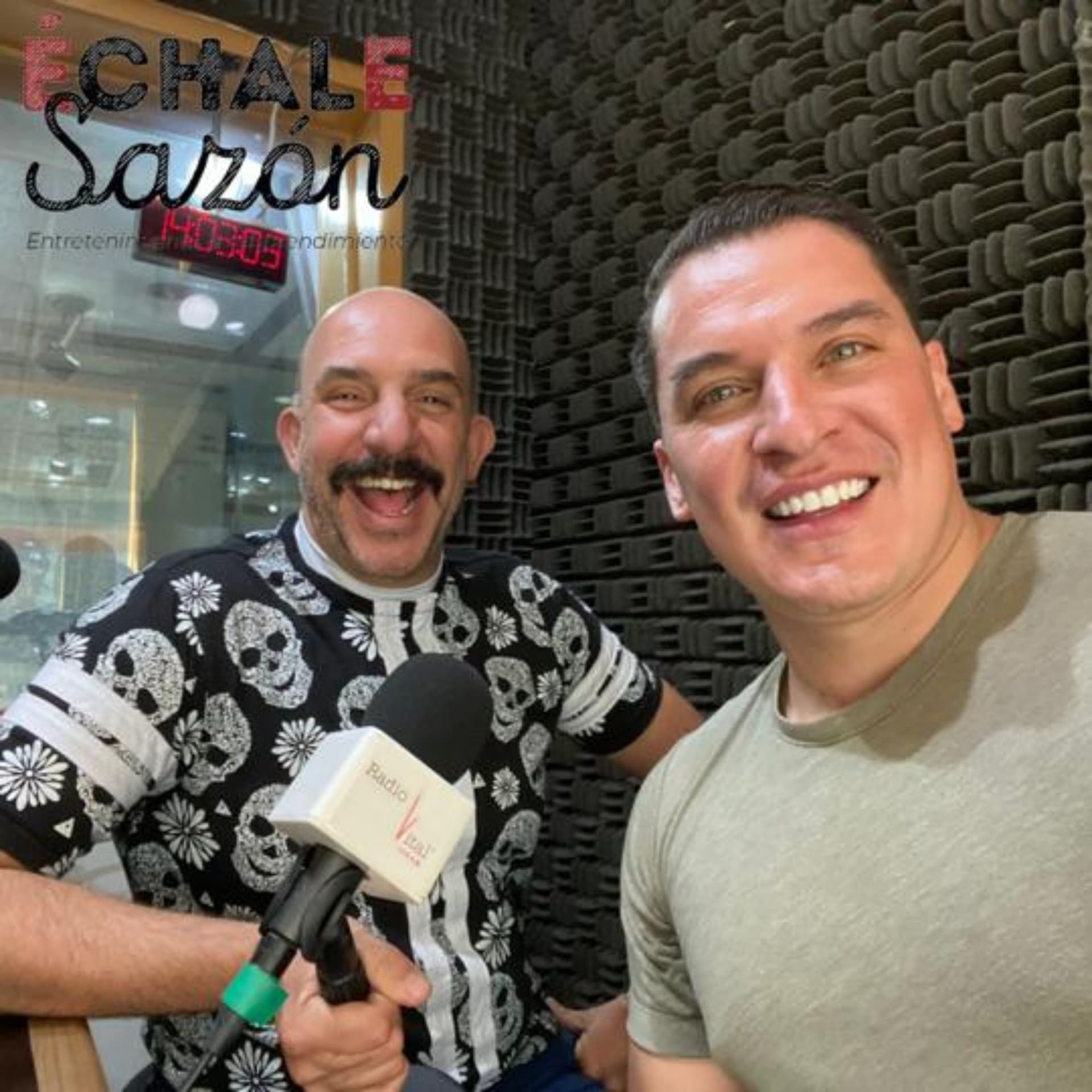 Échale Sazón con Augusto Carriles y Gerardo Gallardo - Podcasts