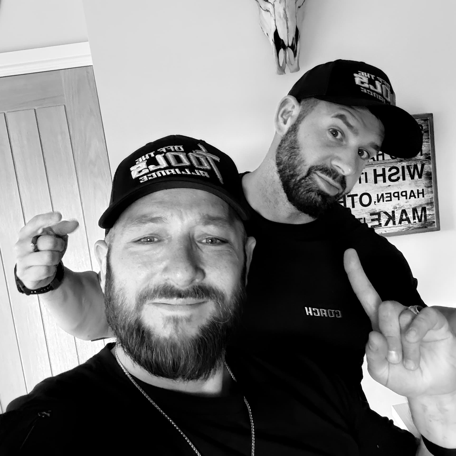 Off The Tools with Wayne and Andy 🔥 - Podcasts