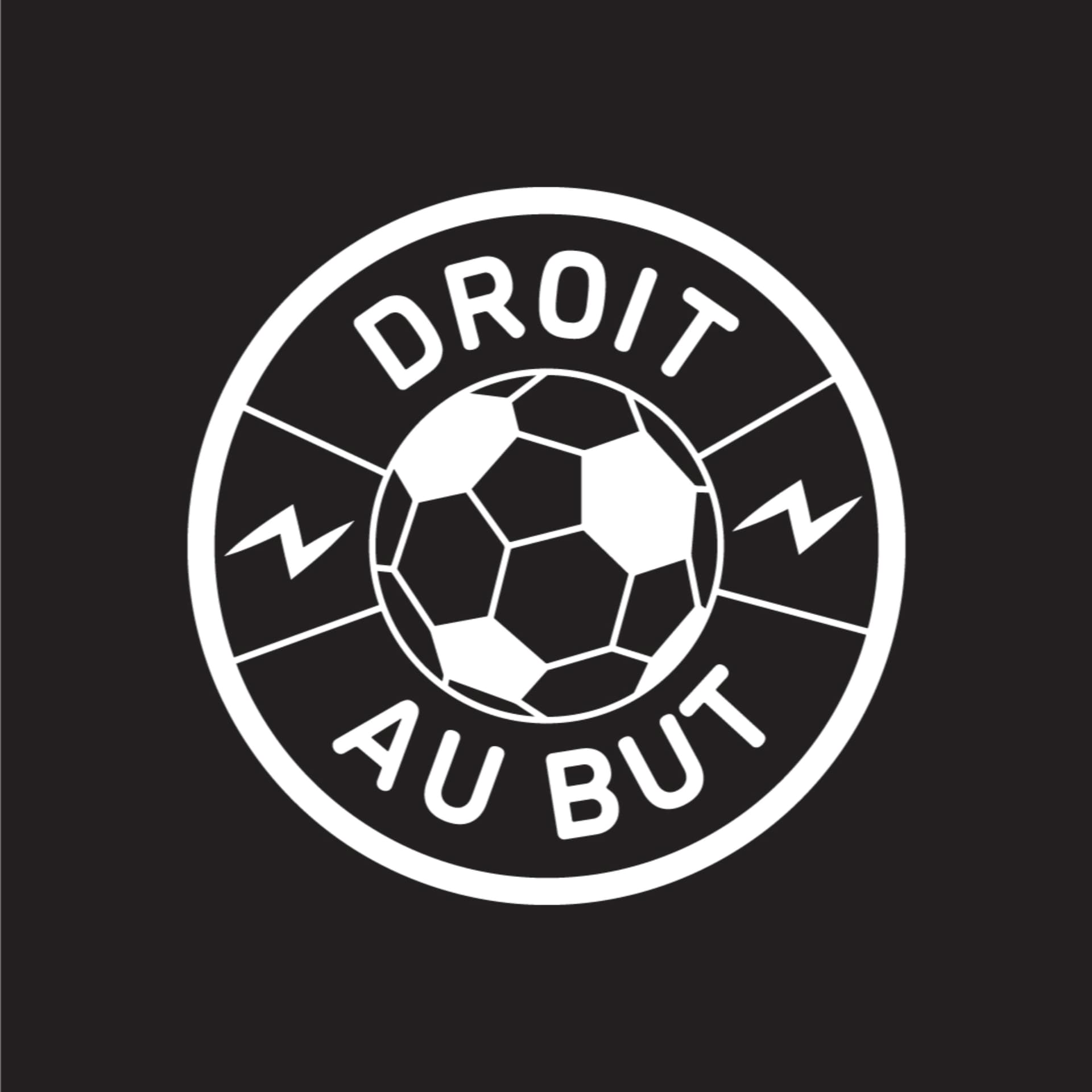Droit Au But Le Podcast - Podcasty