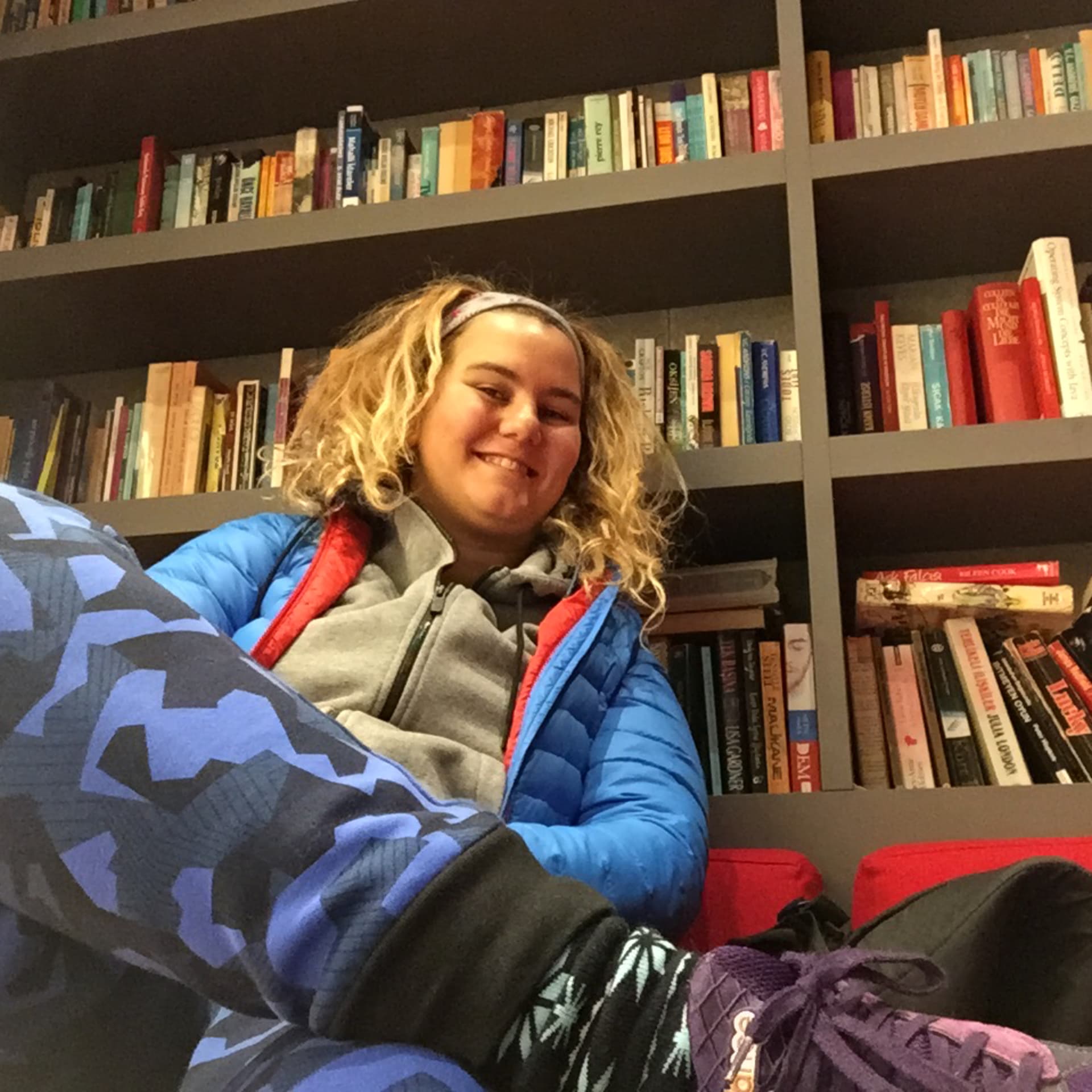 Ece Dorsay Waves - Podcastler