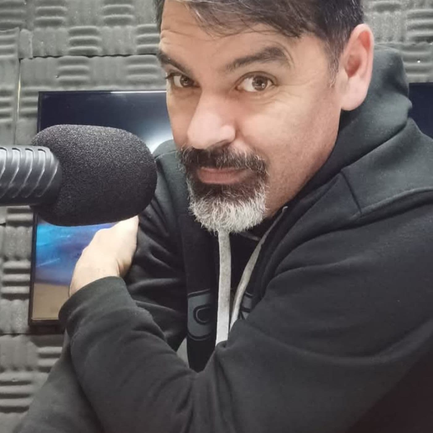 Mario González Calderón (Capitán UFO) - Podcasts