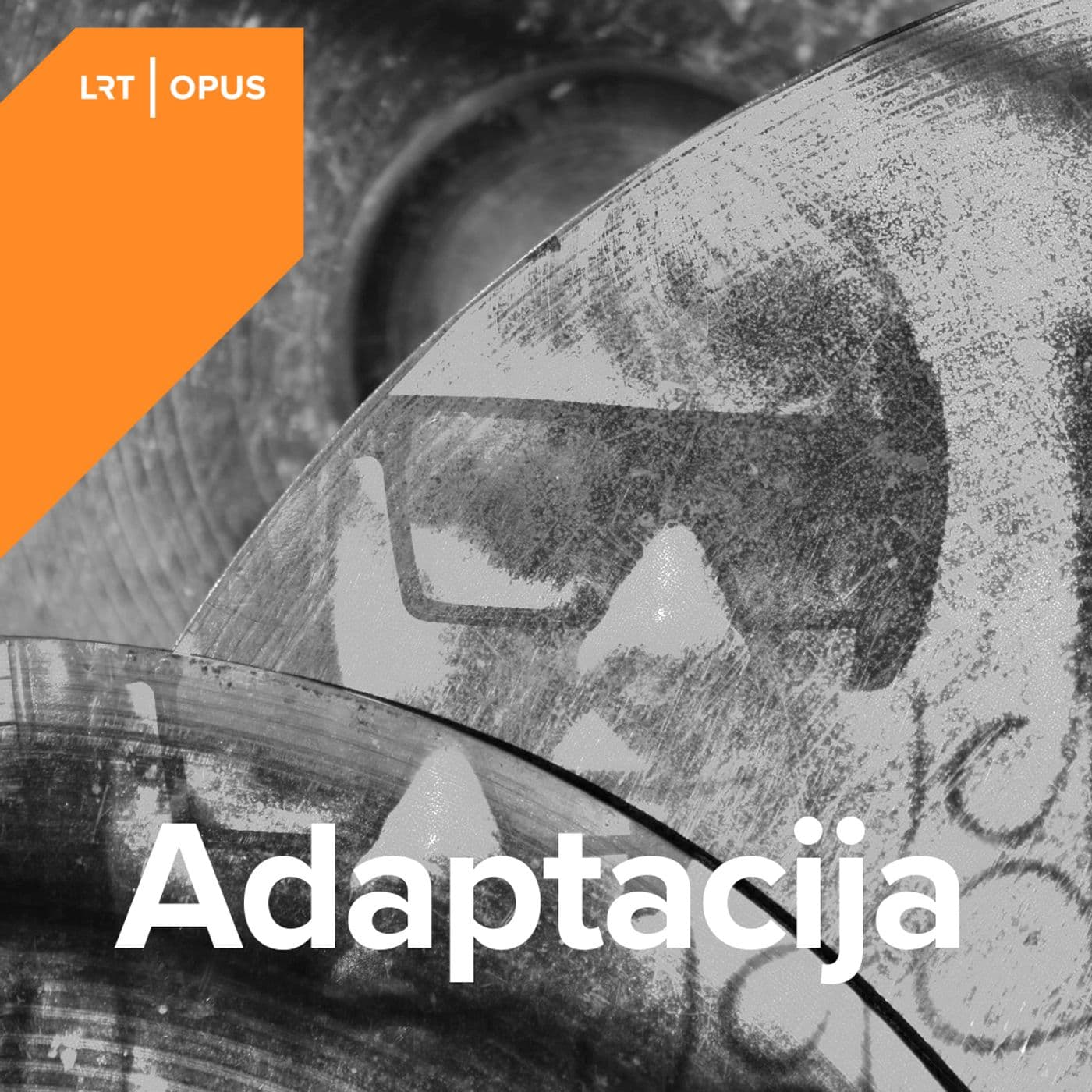 Adaptacija - ポッドキャスト