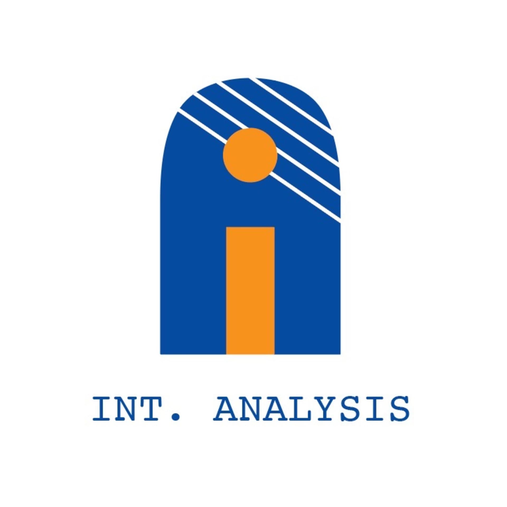 INT. ANALYSIS - Podcastler