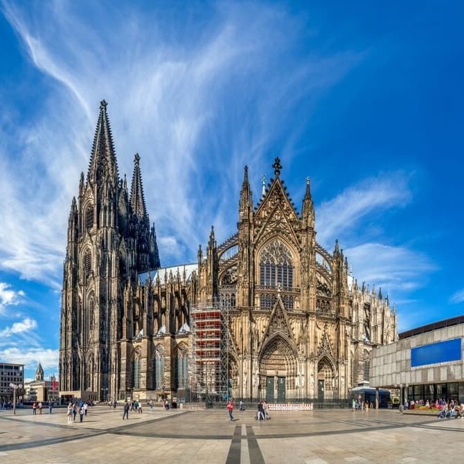 Gottesdienst im Kölner Dom - Podcasts