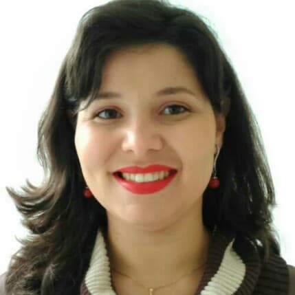 Psicóloga Aline Calister - Esposas Inteligentes - Podcasts