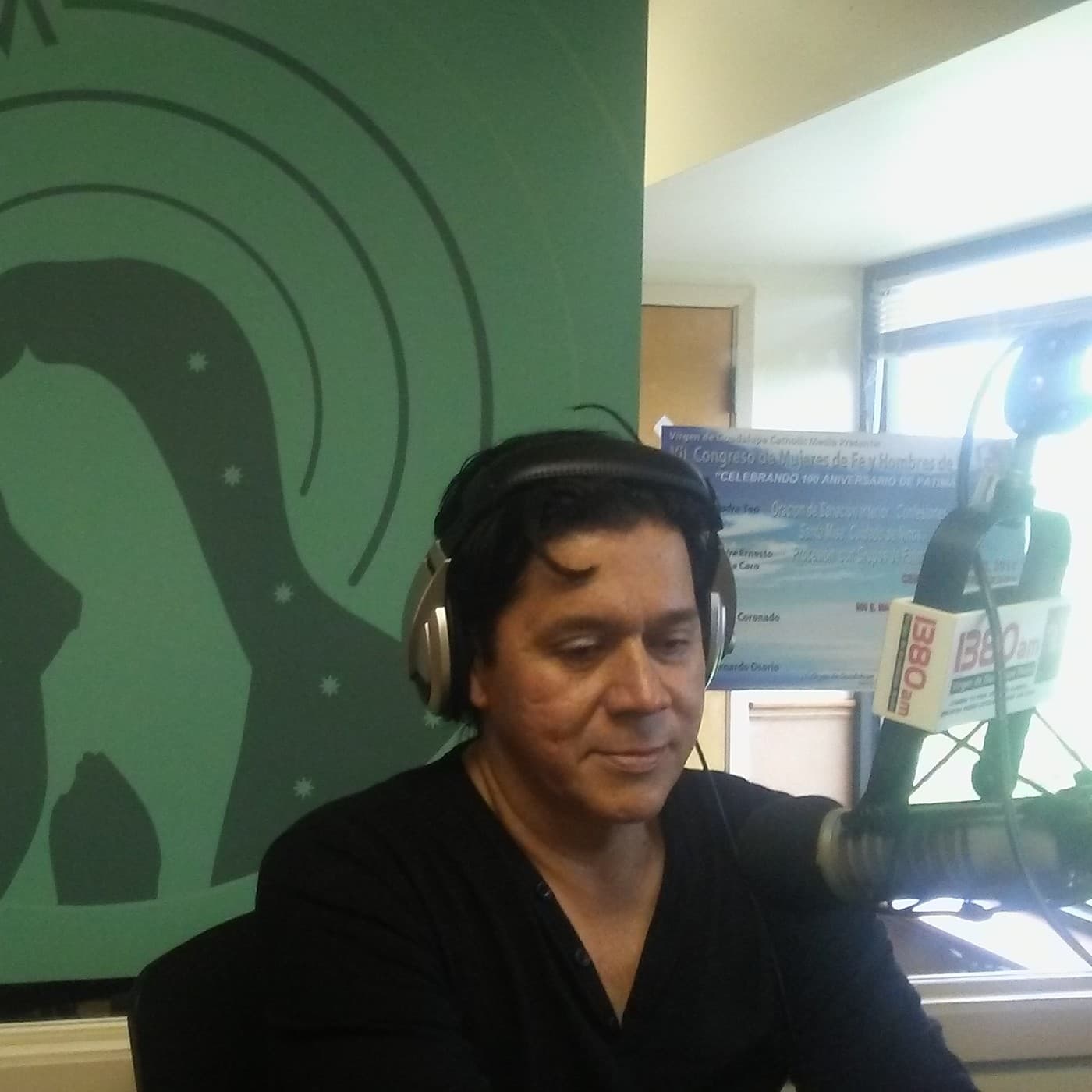 Viviendo O Sobreviviendo? De lo humano a lo Divino - Podcasts